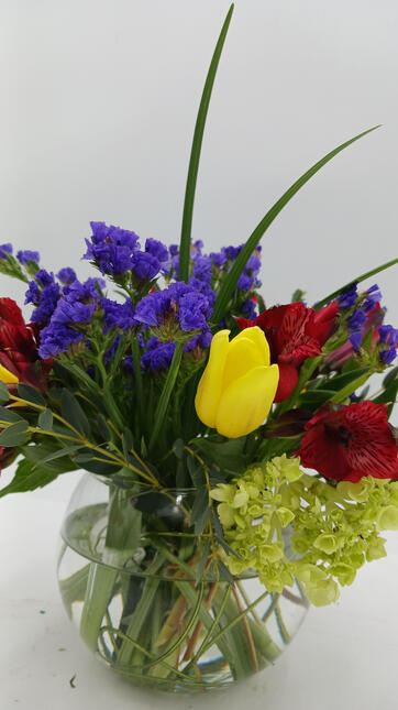 Centerpiece Arrangement – Yellow, Red & Purple